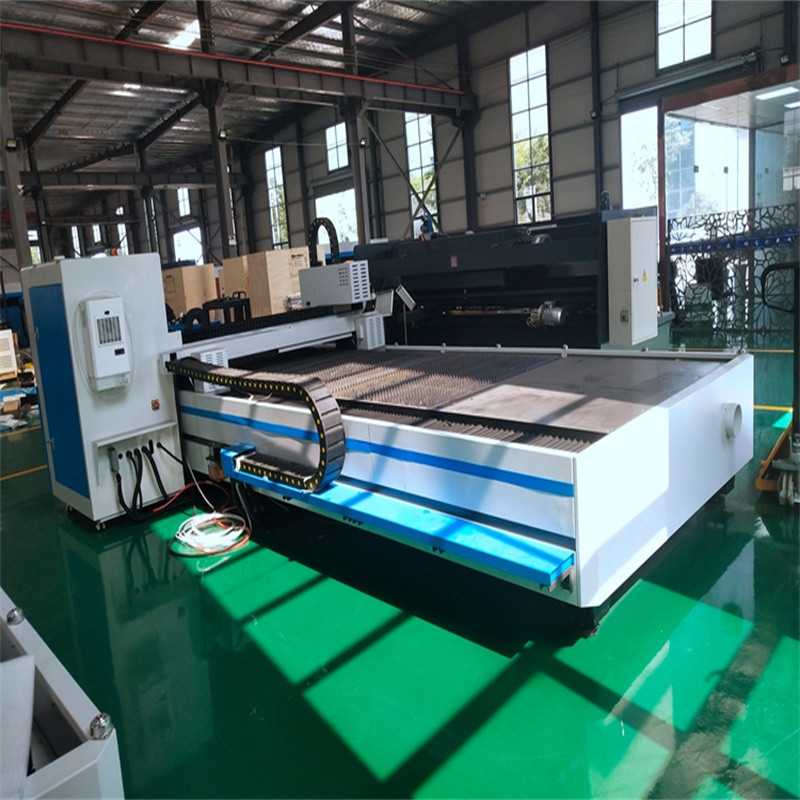 1000w 2000w 3000w 4kw Cnc סיבי לייזר חותך לפלדה פח אלומיניום