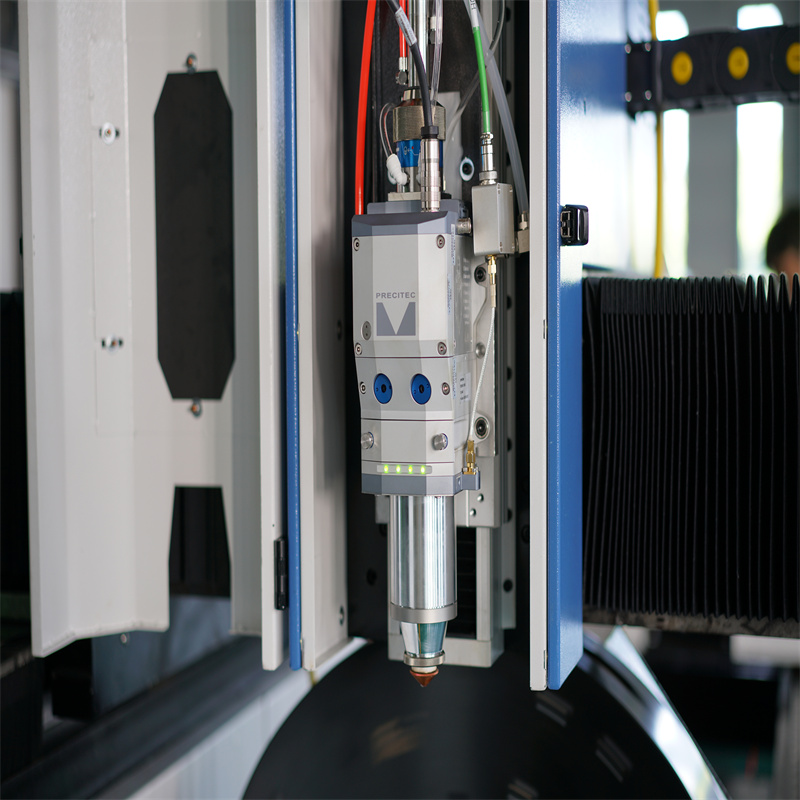 3015 1500x3000 מכונת חיתוך לייזר סיבי אלומיניום ציוד לייזר תעשייתי