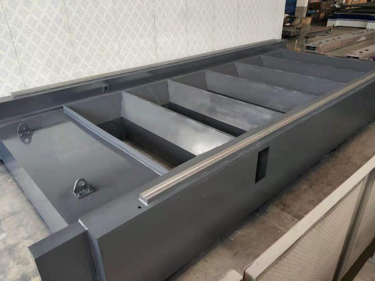 3015 4015 1kw To 6kw Cnc Fiber Laser Cutting Machine Raycus Laser Power 3015 4015 1kw עד 6kw מכונת חיתוך סיבי לייזר Cnc Raycus לייזר כוח