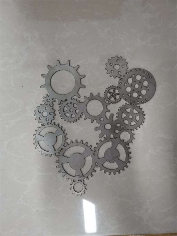 3015 Copper Carbon Stainless Steel Aluminum Iron Metal Cnc Fiber Laser Cutting Machine 3015 נחושת פחמן נירוסטה אלומיניום ברזל מתכת Cnc מכונת חיתוך סיבי לייזר