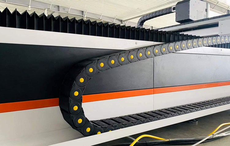 3015 Fiber Laser Cutting Machine For High-Speed Cutting Of 1-6mm Metal Materials מכונת חיתוך בלייזר סיבים 3015 לחיתוך מהיר של חומרי מתכת 1-6 מ"מ