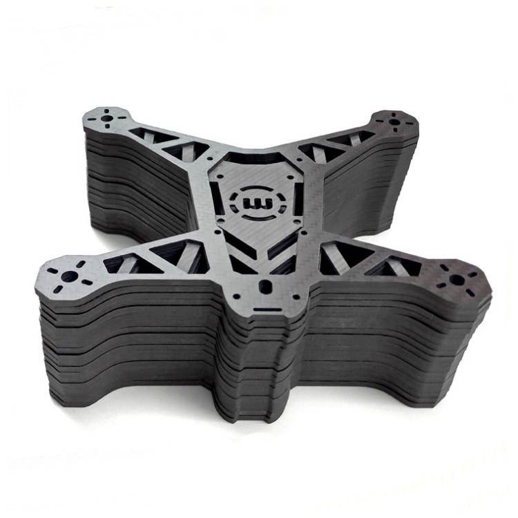 3015 סיבים לייזר מכונת חיתוך מתכת 1000w 2000w Max Raycus לייזר כוח