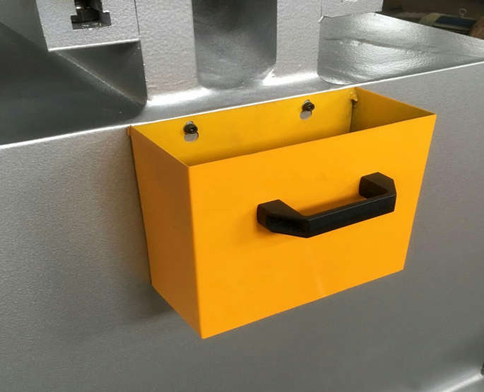 60t Q35-16 Hydraulic Ironworker Shearing Punching Bending And Notching Machine 60t Q35-16 הידראולי מכונת גזירה של עובד ברזל ניקוב כיפוף וחריצה