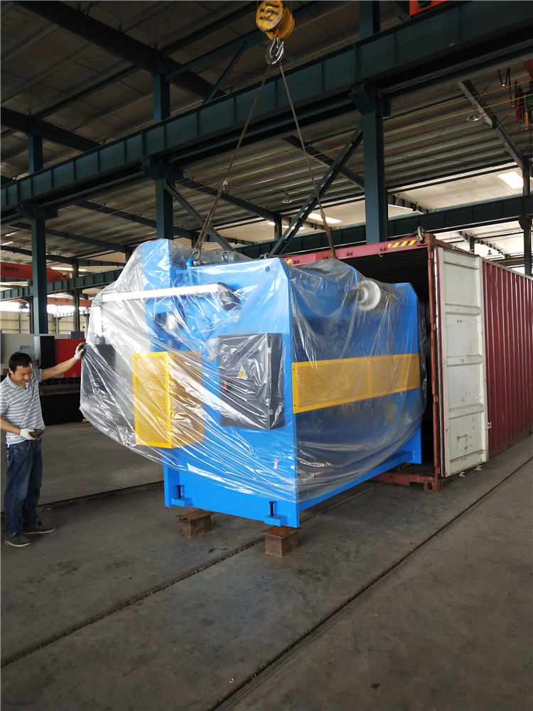 China Metal Hydraulic Press Brake Machine With Reasonable Price מכונת בלם לחיצה הידראולית מתכת סין עם מחיר סביר