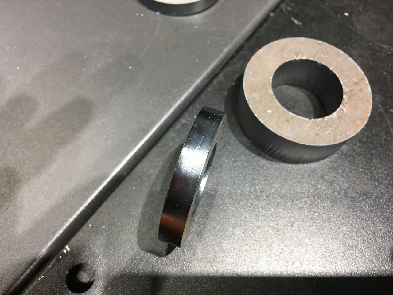 Cnc Fiber Laser Metal Cutting Machine 2000w Fiber Laser Cutting Machine מכונת חיתוך מתכת סיבי לייזר Cnc 2000w מכונת חיתוך סיבים בלייזר