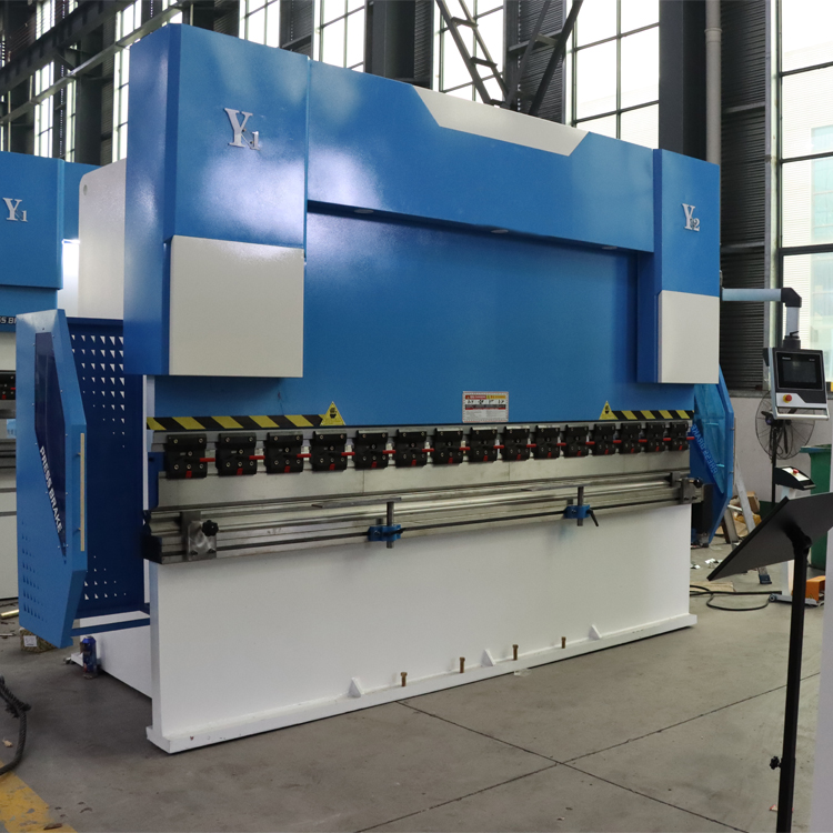 Electric Hydraulic Sheet 4 Axis Cnc Delem Press Brake 63t Metal Bending Machine יריעה הידראולית חשמלית 4 צירים Cnc Delem Press Brake 63t מתכת מכונת כיפוף