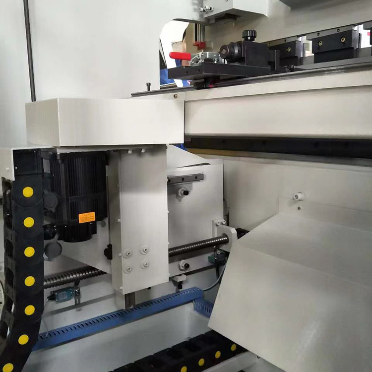 Hydraulic Press Brake Machine Acl Torsion Bar Synchro Mechanical Press Brake מכונת לחיצה הידראולית Acl Torsion Bar Synchro בלם לחיצה מכאני