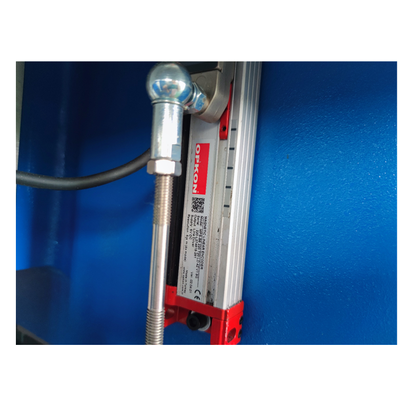 Hydraulic Press Brake Of 130t/3200mm 4+1 Axis Delem Da53t Cnc Press Brake בלם לחץ הידראולי של 130 ט/3200 מ"מ 4+1 ציר Delem Da53t Cnc בלם לחץ