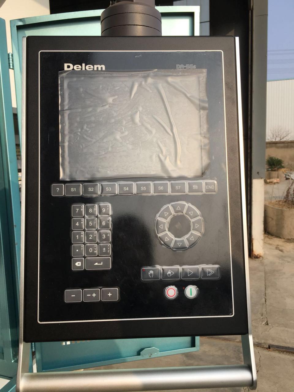 Hydraulic Stainless Steel Wc67y/k-300/6000 Mould Crowning Press Brake פלדת אל חלד הידראולית Wc67y/k-300/6000 עובש העטרה בלם בלם