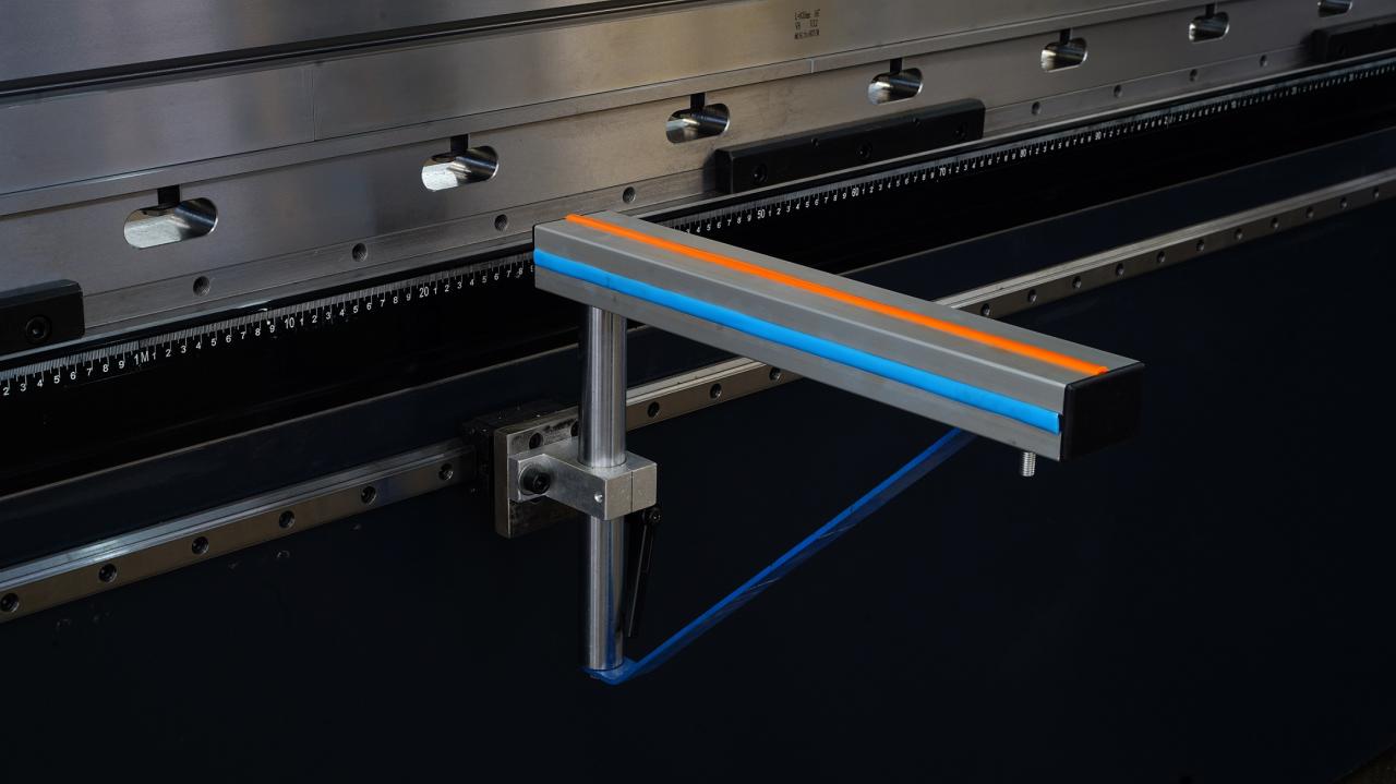 Wc67k-400T Cnc Plc מכונת כיפוף גיליון ידנית הידראולית מכונת בלם לחץ Nc