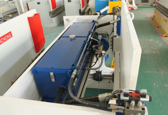 Wc67yk 80 100 160 200 Ton 3200mm E21 Nc Sheet Metal Oil Hydraulic Press Brake Price Wc67yk 80 100 160 200 טון 3200 מ"מ E21 Nc Sheet Metal Oil מחיר בלם לחץ הידראולי